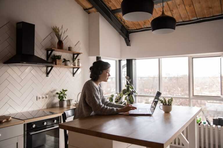 9 Habits of Highly Successful Digital Marketers – Learn How to Succeed